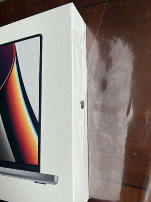 2021 Apple MacBook Pro 16-inch (M1 Max, 64GB, 2TB)