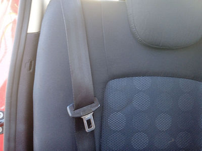 2268804 cinturon seguridad trasero derecho / 898200X0004X / para hyundai i10 i (