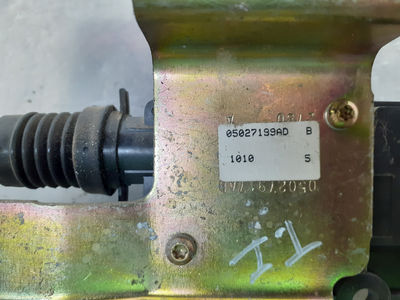 370521 motor cierre centralizado trasero izquierdo / 05027199AD / para chrysler - Foto 3