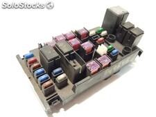 6862810 caja reles / fusibles / 82241SC020 / para subaru forester S12 2.0 Diesel