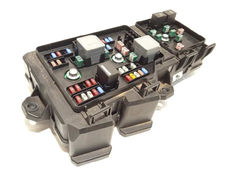7138240 caja reles / fusibles / M8D214A073AA / LR140705 / para land rover discov