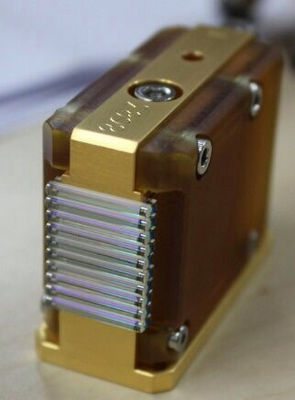 808nm diodo láser de depilación máquina vertical - Foto 4
