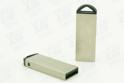 8G Memoria USB 2.0 de metal con logo a serigrafía y grabado por láser gratis