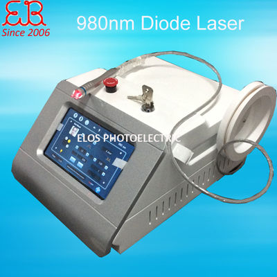 980nm Diode Laser pour enlèvement de la veine d&#39;araignée, élimination vasculaire