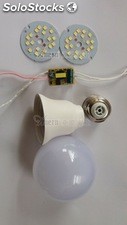 9W bombilla LED de diseño nuevo con carcasa de plástico para alto rendimiento