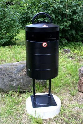 Abfallbehalter 35L / Dustbin 35L with metal post