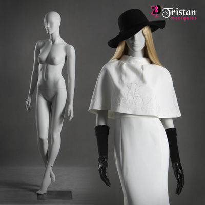 Abstract female mannequin ghiaccio colore bianco
