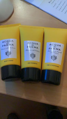 Acqua di Parma, shampoo, savon, revitalisant, gel douche, créme pour le corps - Photo 3