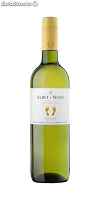 Albet i noya petit albet blanco (white wine)