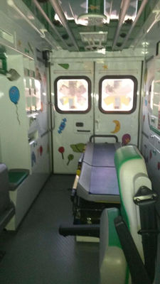 Ambulances de moins de cinq ans - Photo 4