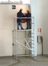 Andamio plegable profesional de aluminio homologado IBERANDAMIOS altura de  trabajo 4,70 m.