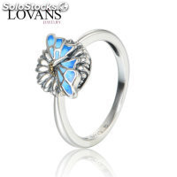 anillo plata/chapado,diseño de flor con mariposa con esmalte azul