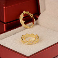 anillo plata color dorado diseño de crona con circónes cristales - Foto 4