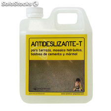 Antideslizante para hormigón, terrazo y mármol 1 Litro.