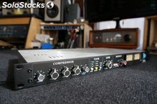 API-2500-Stereo-Compressor-----1500$