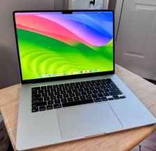 Apple - MacBook Air 15&quot; Laptop - M2 chip - 16GB Memory - 1TB ssd (Latest Model)