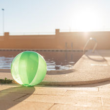Balón inflable de PVC en acabados sólido y transparente