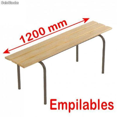 Bancs empilables finition sapin vernis