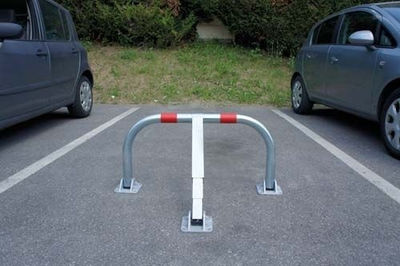Barrera de parking con amortiguación MetalWorks