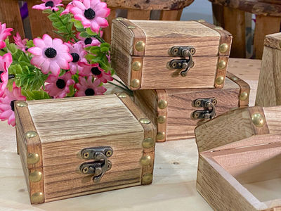 Baules de madera para regalos y detalles de boda comuniones - Foto 3