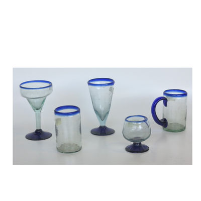 Bicchieri e coppe in vetro soffiato messicano. Lotto 29