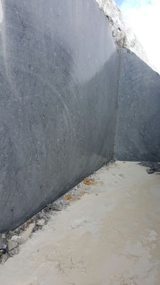 Bloc marbre gris Aguelmosse - Photo 2