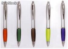 Bolígrafos diferentes colores