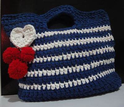 Bolsa de Crochê - Cor Azul Marinho Branco