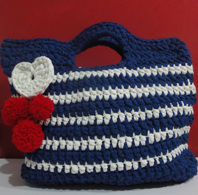 Bolsa de Crochê - Cor Azul Marinho Branco - Foto 3