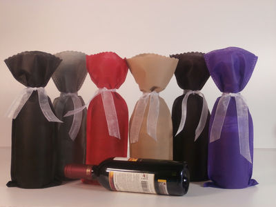 Bolsas para botellas de vino de 37,5 cl con lazo 6 colores disponibles - Foto 2
