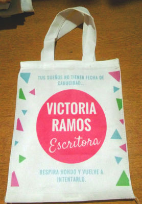 Bolsas personalizadas en friselina Pedi tu bolsa para las fiestas - Foto 3