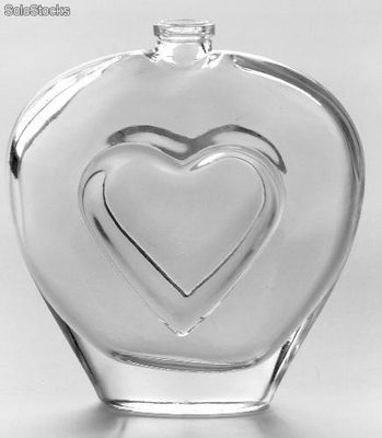 botella corazon de perfume