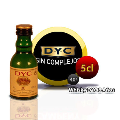 Bouteille miniature de whisky DYC 8 ans