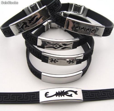 Bracelets en acier et caoutchouc avec dessin - Photo 2