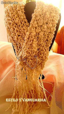 Bufandas de lana exclusiva, con broche en bisuteria Ventas por mayor y detalle - Foto 2