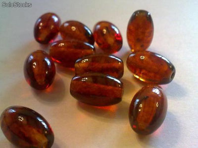 bursztyn amber toczone elementy z bursztynu kulki oliwki walki kaboszony sople