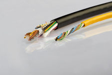 Cables de BUS, LAN, fibra óptica, coaxiales