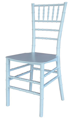 Cadeira branca Tiffany monoblock