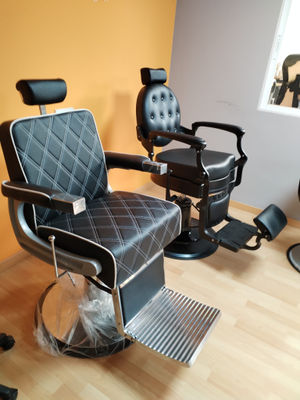 Cadeira de barbeiro hidráulica ,apoios de braços Model Gon Promocion - Foto 2