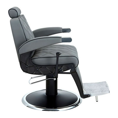 Cadeira de barbeiro hidráulica reclinável e giratória com braços modelo Hugo GG - Foto 3