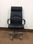 Cadeira de escritório em couro com encosto alto - Foto 5