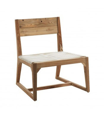 Cadeira de madeira com assento no polyrattan