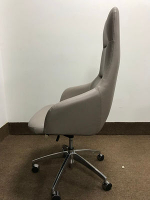 cadeira giratória executiva de couro para móveis de escritório com encosto alto - Foto 4
