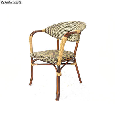 Cadeira imitaçao a bambu, fabricada com tubo de aluminio e vime sintético. - Foto 2