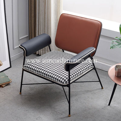 Cadeira moderna com almofada de tecido - Foto 3