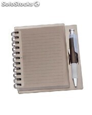 caderno com caneta