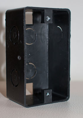 Caja rectangular plastica (s/ tuerca)