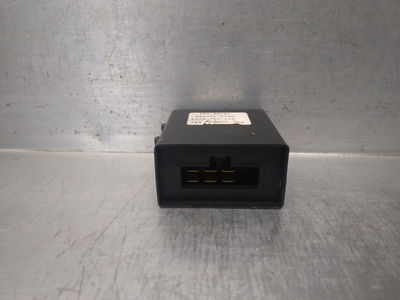 Caja reles / fusibles / 8943776320 / 4656543 para opel monterey 3.1 Turbodiesel - Foto 2