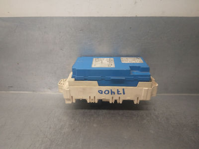 Caja reles / fusibles / MR4459 / 4637526 para mitsubishi montero (V60/V70) 3.2 d