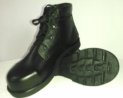 Calzado industrial botas en cuero para trabajo